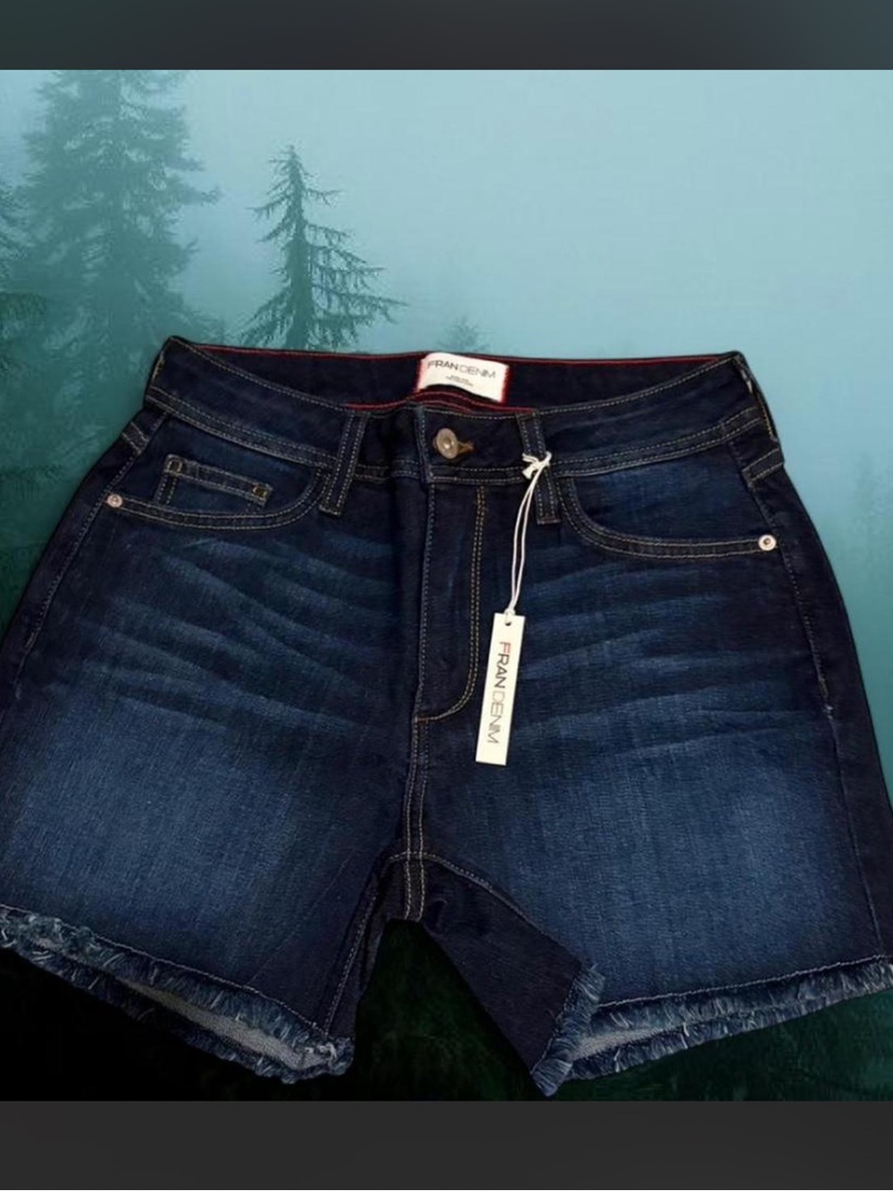 NWT Fran Denim "Lauren" Athletic Fit Shorts Size 26